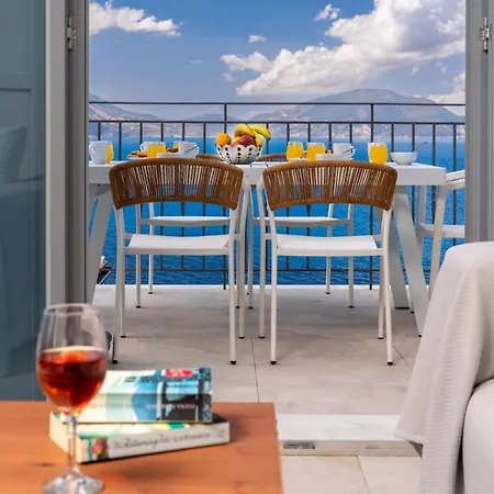 Holiday home Assos Rockshore House